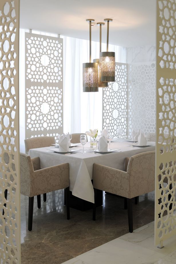 Arab étterem belsőépítészet