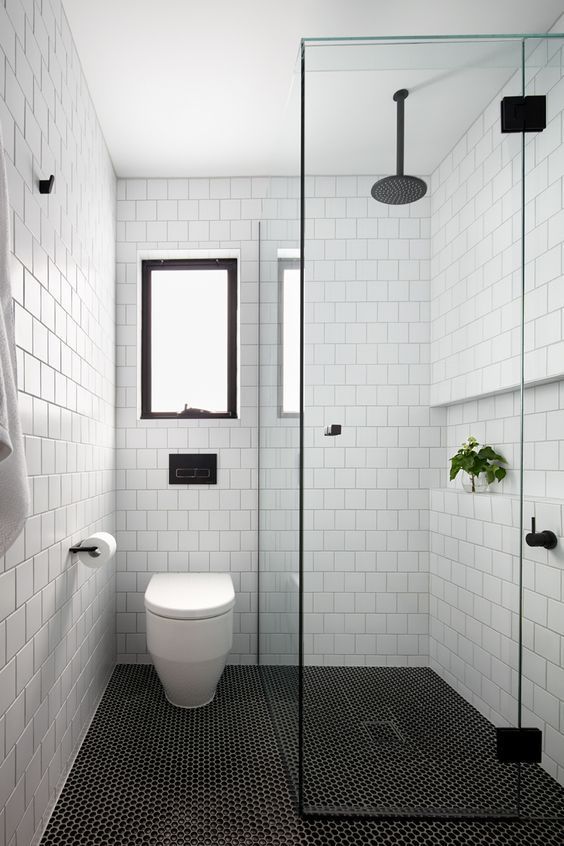 Fehér fürdőszoba ötletek 2021