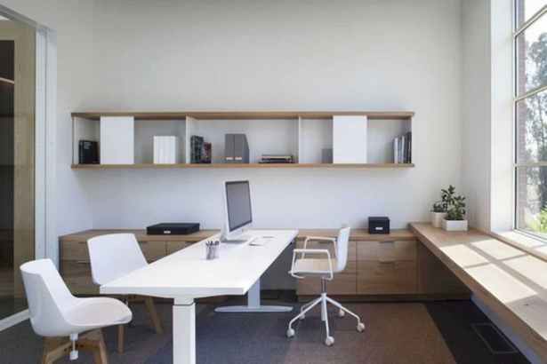 Egyszerű irodai belső