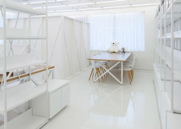 Fehér iroda belsőépítészet