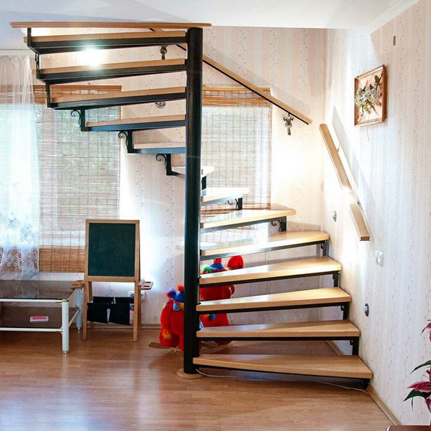 Lépcső tervezés kis ház kívül