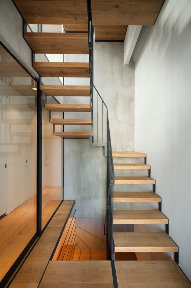 Lépcsőház ötletek kis ház