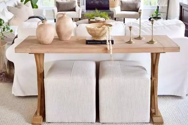 Modern nappali asztal dekoráció