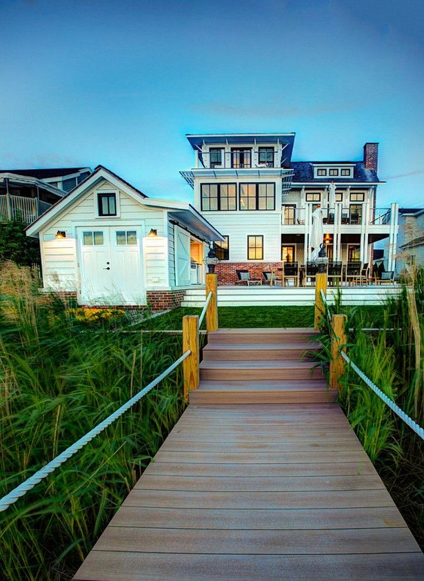 Modern tengerparti ház kialakítása