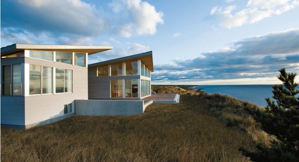 Modern tengerparti ház kialakítása