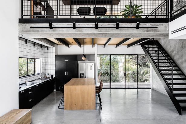 Ipari minimalista ház