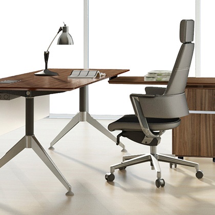 Modern irodai íróasztal