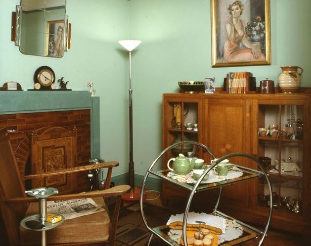 30-as évek stílusú bútorok